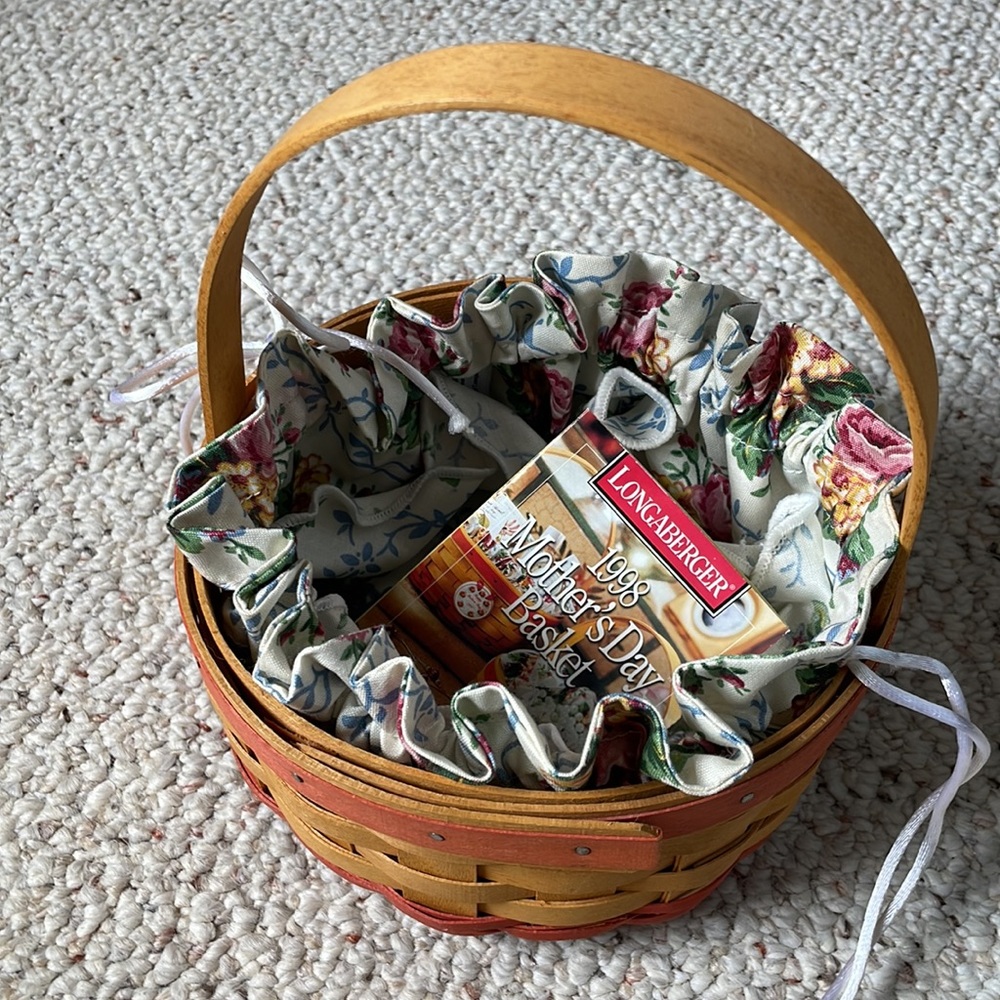 Longaberger 1998 Mother’s Day Basket
